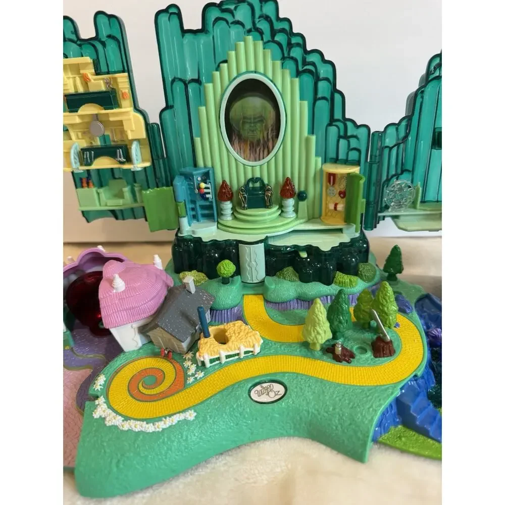 2001 Polly Pocket Wizard of Oz Emerald City Playset Working Lights No Figures